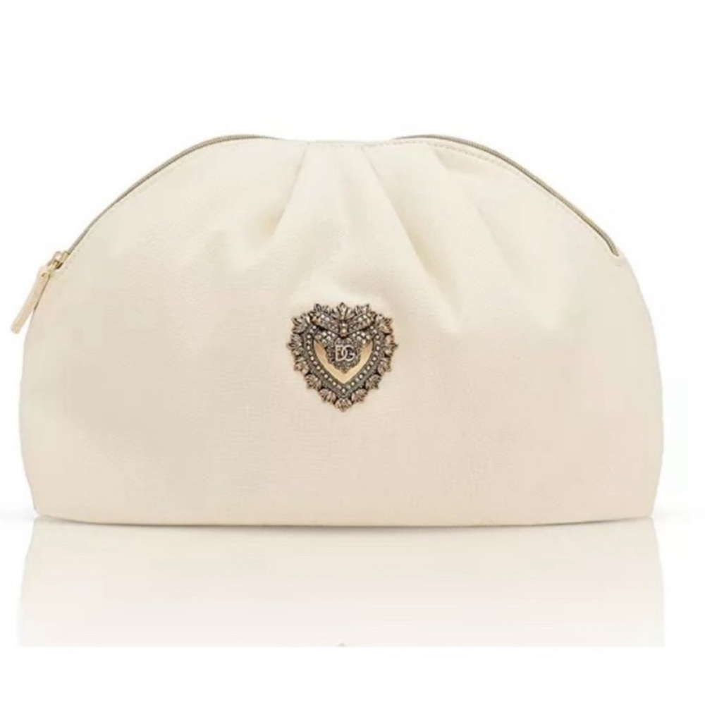 NWOT Dolce & Gabbana white clutch